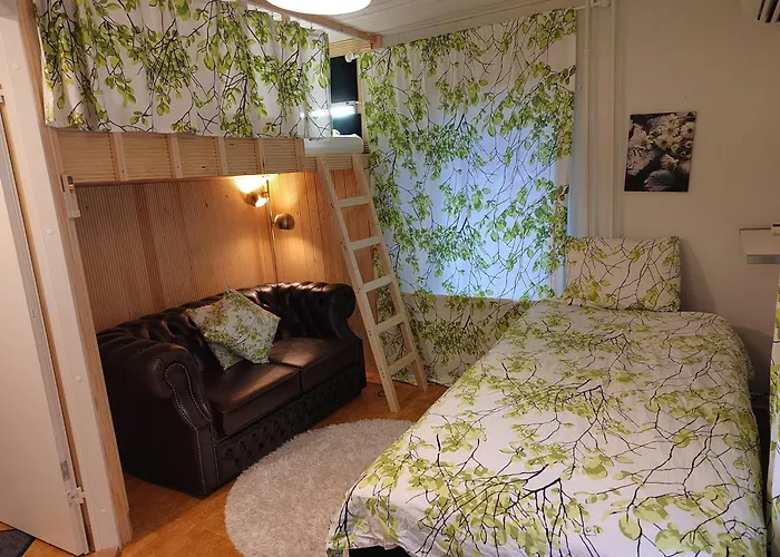 Quiet Private Room In Shared Home - Yksityinen Rauhallinen Huone Kodissa- 15Min To City