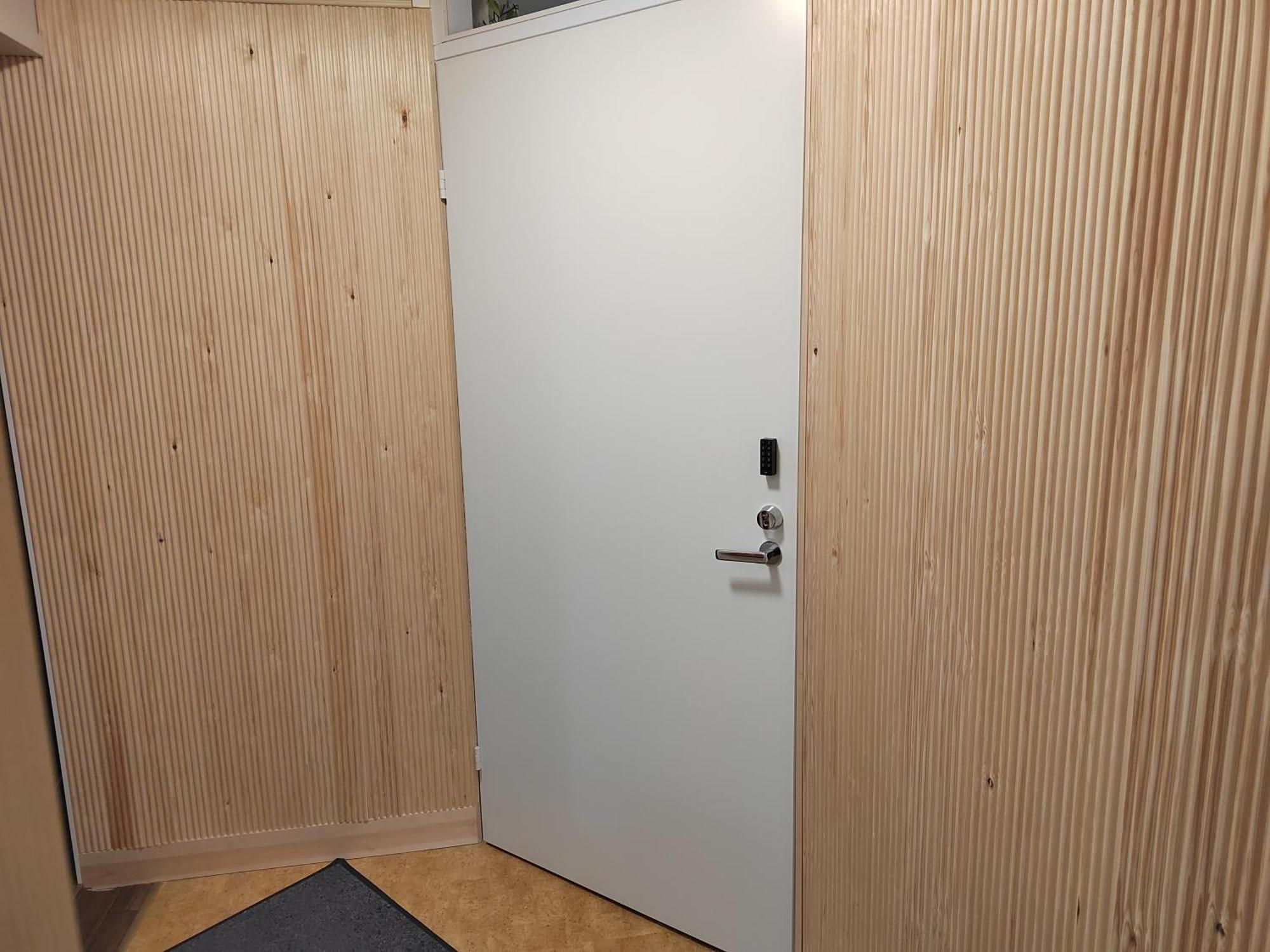 Kotimajoitukset Quiet Private In Shared - Yksityinen Rauhallinen Huone Kodissa- 15min To *
