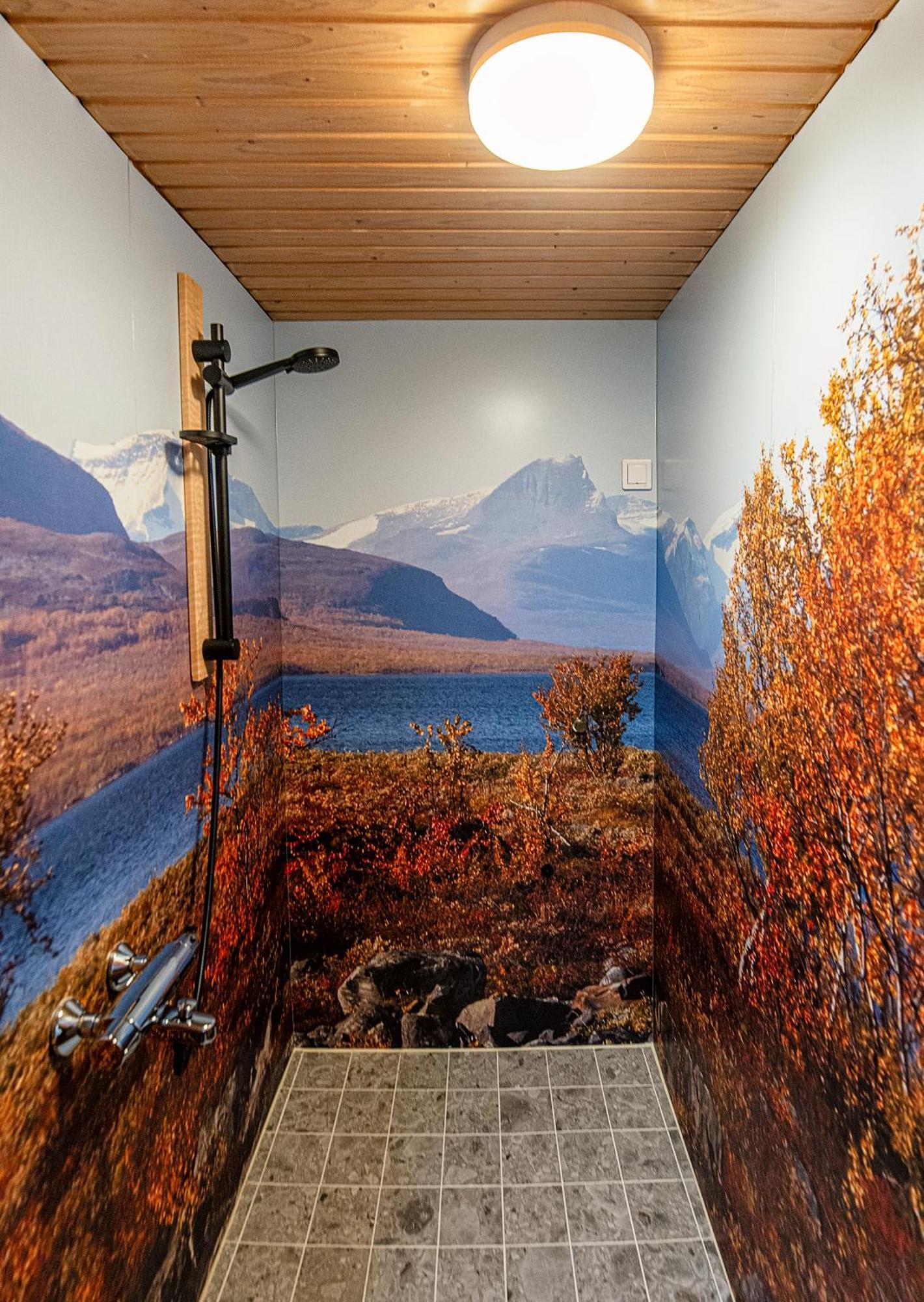 Quiet Private In Shared - Yksityinen Rauhallinen Huone Kodissa- 15min To